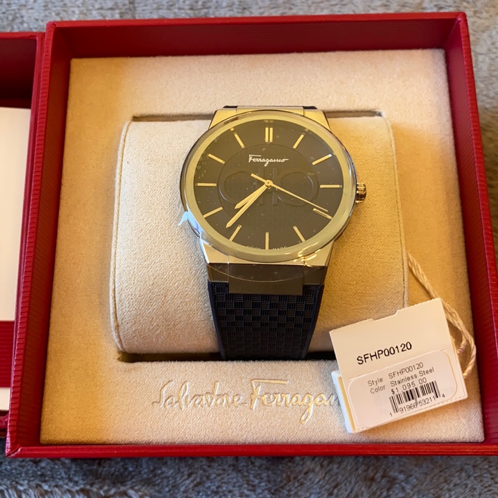 Men’s New Salvatore Ferragamo Watch